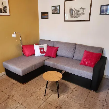 Near And Centre Apartment Porec